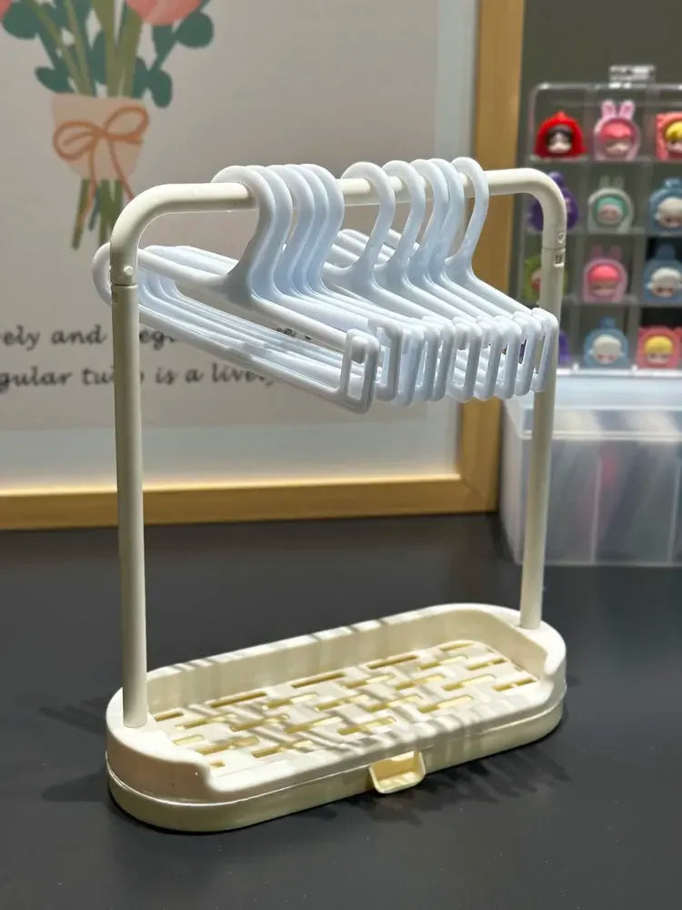 Mini Hangers Are Suitable For miniture Doll Clothes, 17cm Hangers