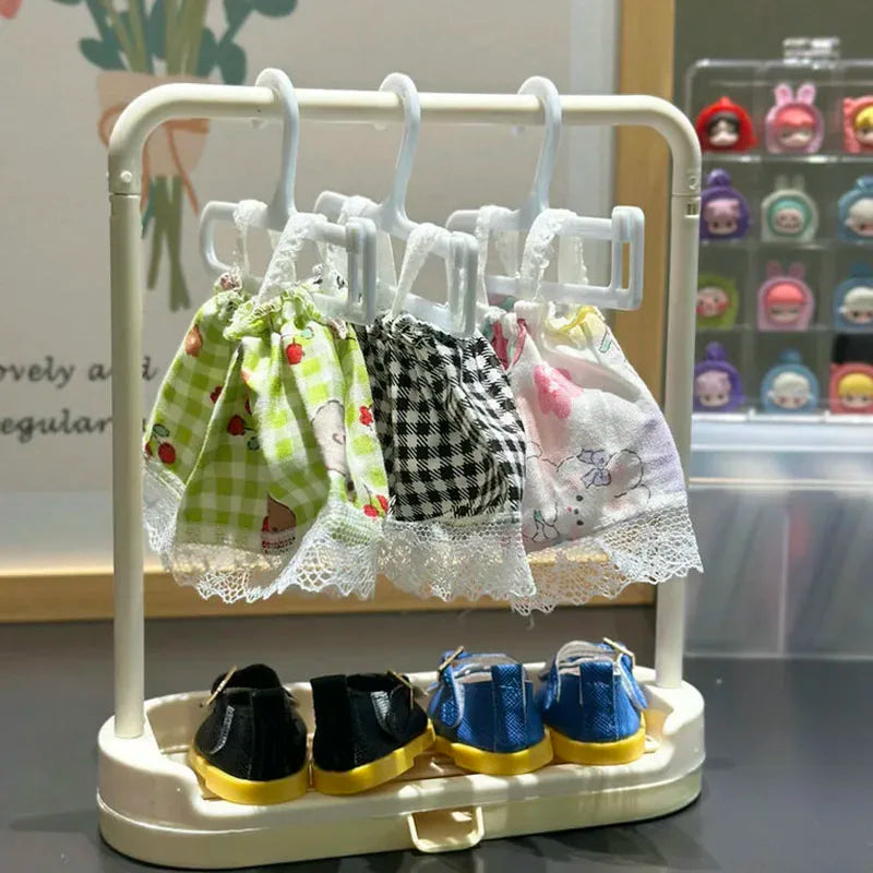 Mini Hangers Are Suitable For miniture  Doll Clothes, 17cm Hangers