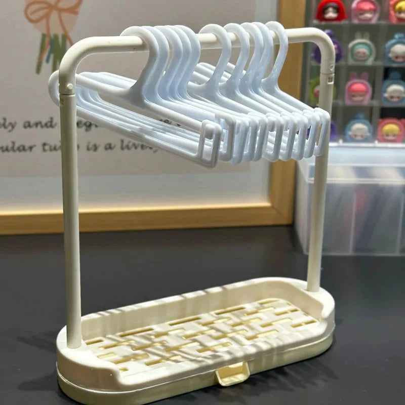 Mini Hangers Are Suitable For miniture  Doll Clothes, 17cm Hangers